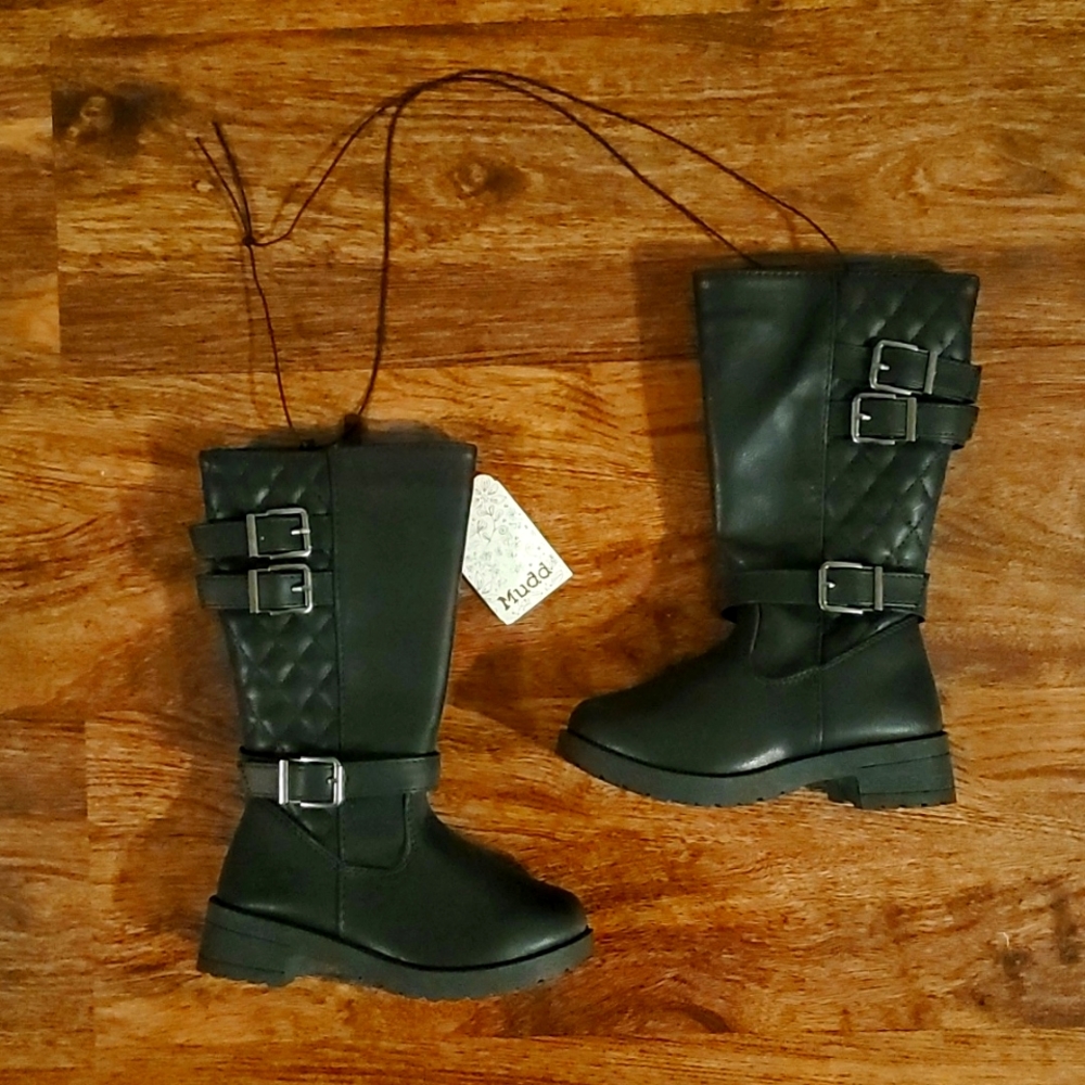 Black Boots 6C